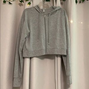 CROPPED ZIP UP HOODIE
